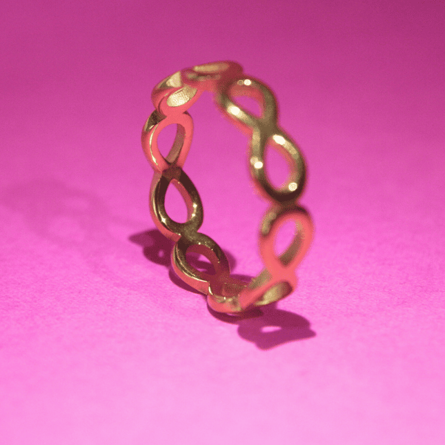 Anillo INFINITO Eterno Dorado