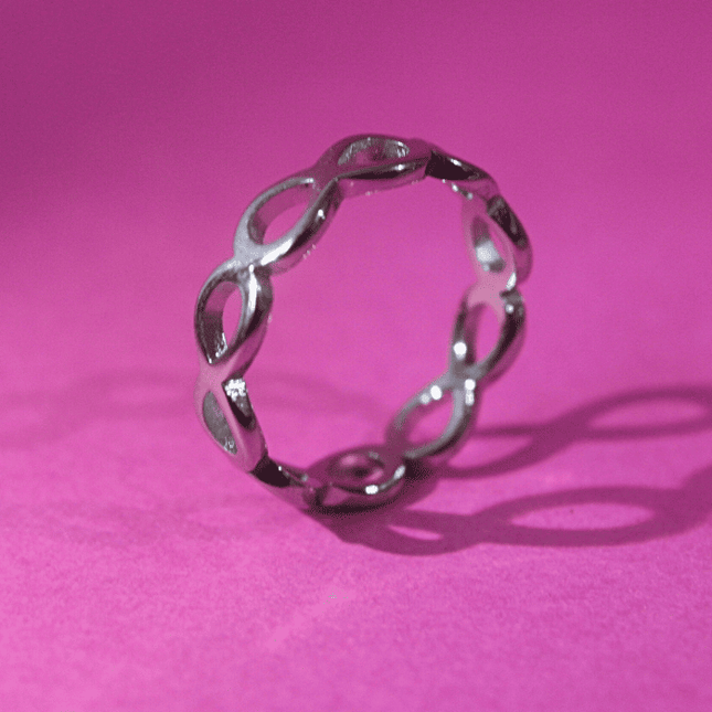 Anillo INFINITO Eterno Plateado