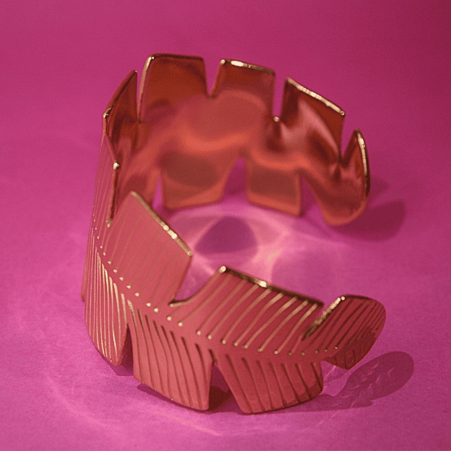 Brazalete HOJA ELEGANTE Dorado