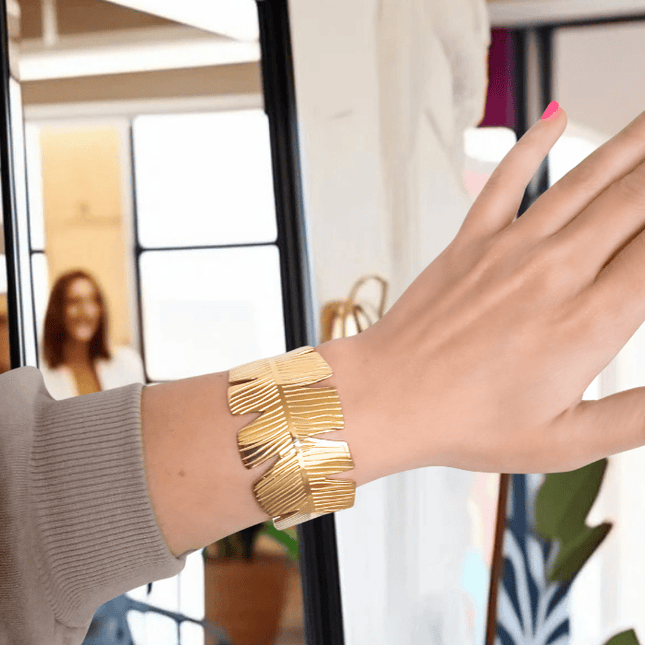 Brazalete HOJA ELEGANTE Dorado