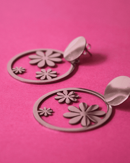 Pendientes ARO con FLORES Margaritas Plateado