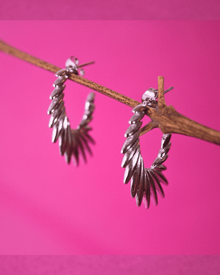 Pendientes LETRA C con Pinchos Plateado