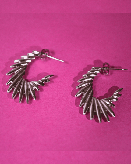 Pendientes LETRA C con Pinchos Plateado