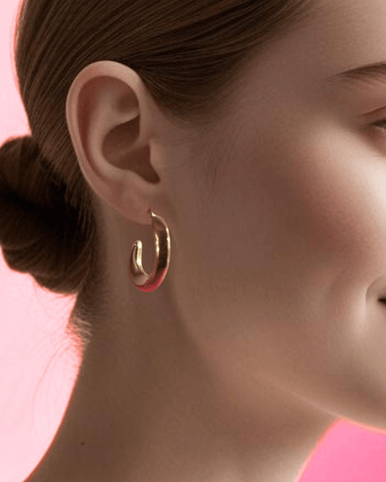 Pendientes LETRA C Liso Dorado