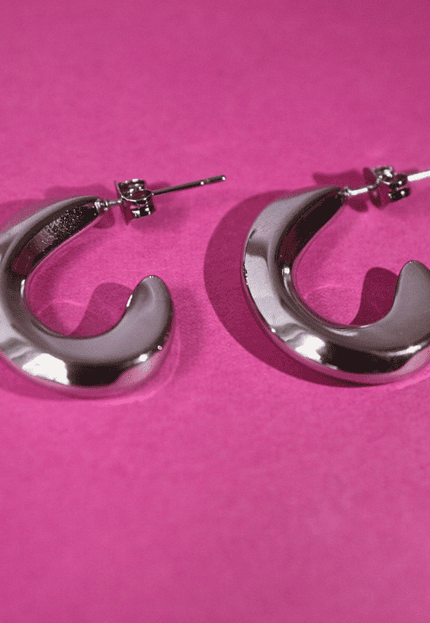 Pendientes LETRA C Liso Plateado